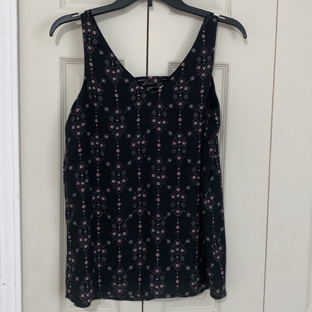 Maurices Tank - Picture 3 of 3